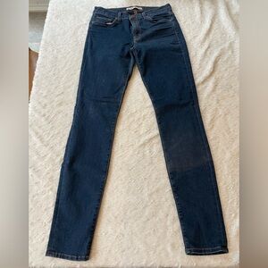 J Brand Skinny Jeans in Dark Indigo